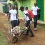 Migori youths under interfaith youth network participating in community service in Migori town. The activities were done to raise awareness of the importance of peace and youth involvement in community service.